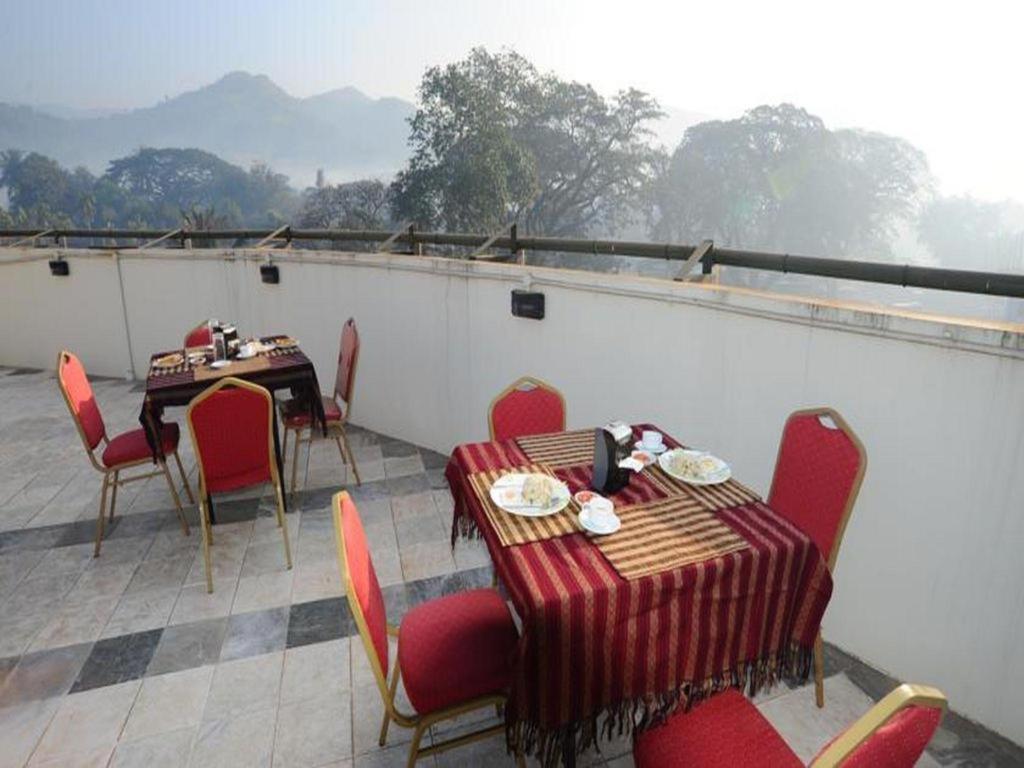 Bawga Theiddhi Hotel Kinmun Exterior foto