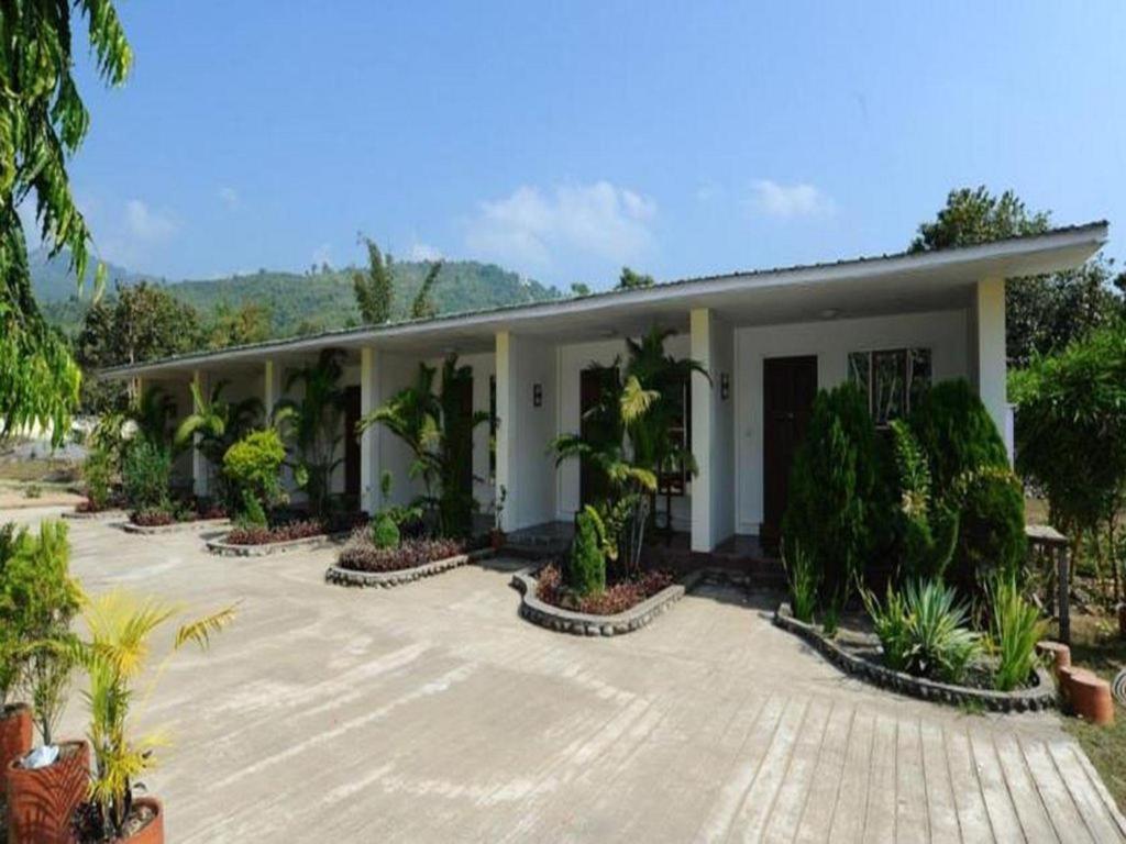 Bawga Theiddhi Hotel Kinmun Exterior foto